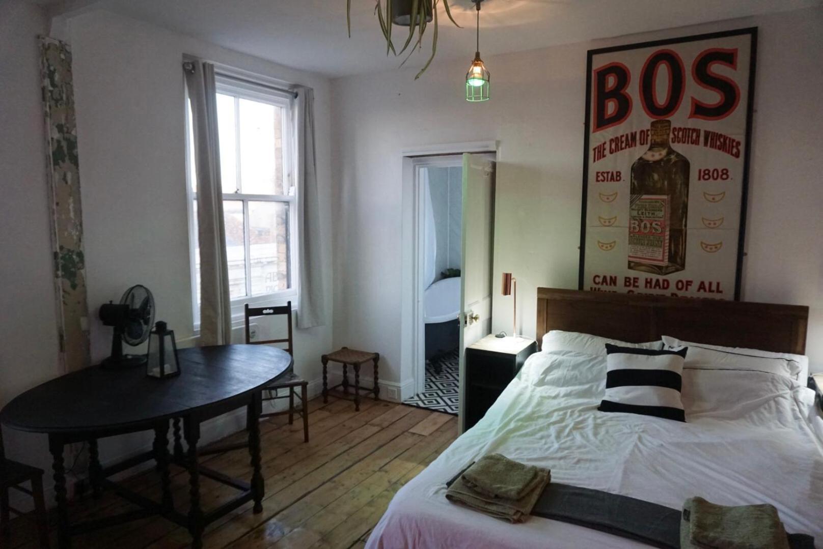 New! Castle View Studio Apartment สการ์โบโรห์ ภายนอก รูปภาพ